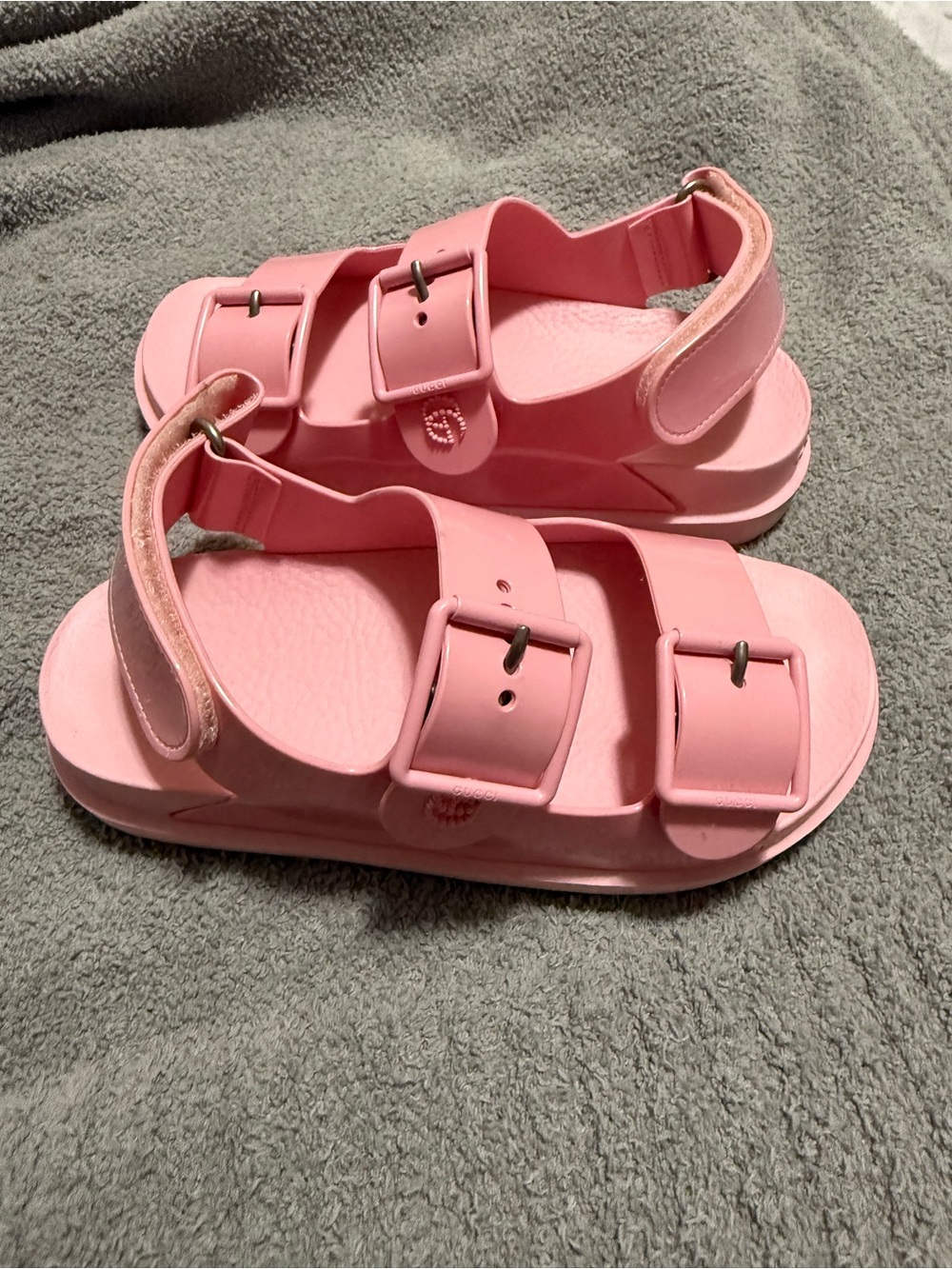 Gucci Kids Pink Double-Buckle Sandals with Back Strap